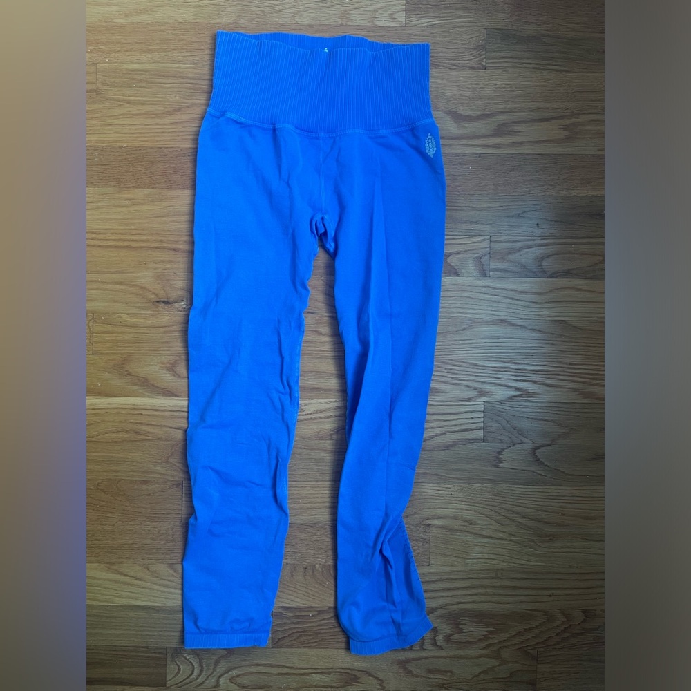 Free people movement 7/8 good karma leggings